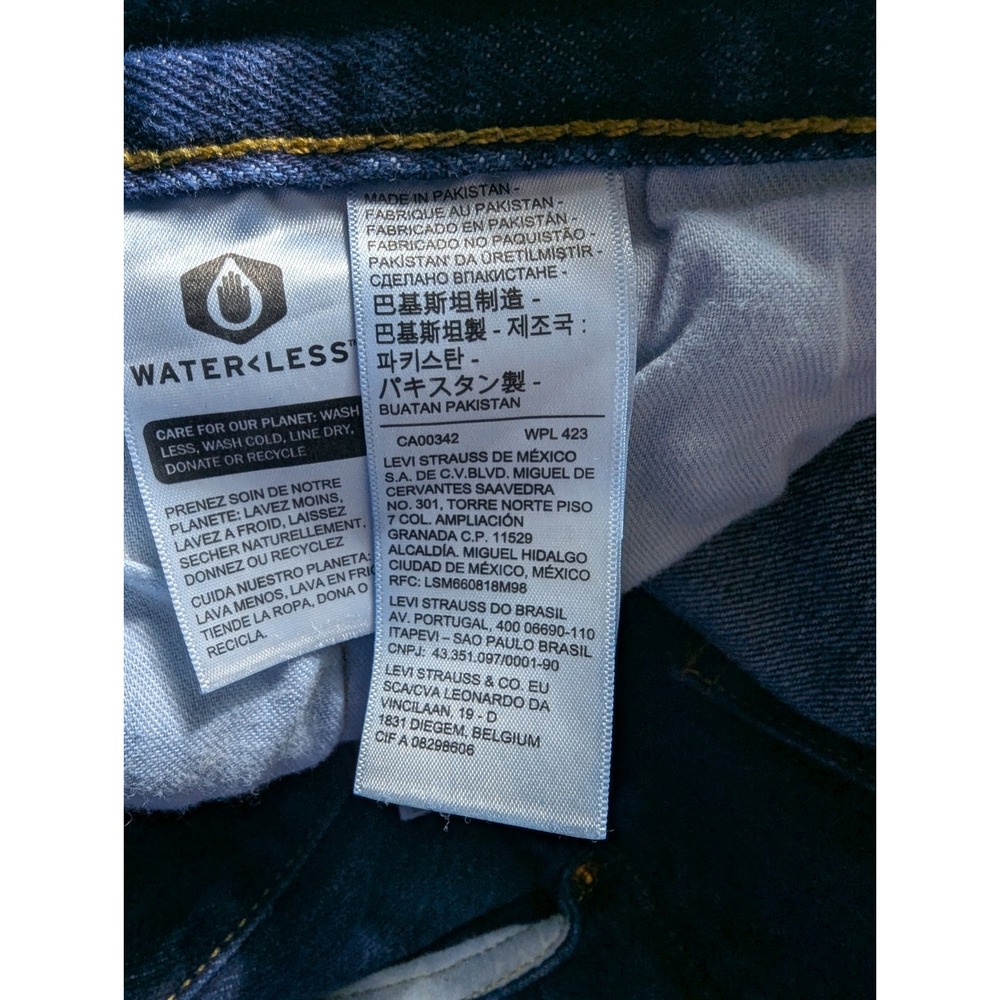 Levi's 501 Button Fly Straight Leg Jeans Men's Size 42x32 Dark Wash - Picture 3 of 15